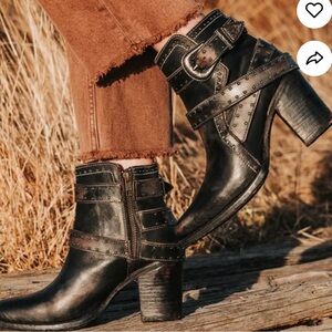 BRAND NEW FREEBIRD PATSY size 8 black